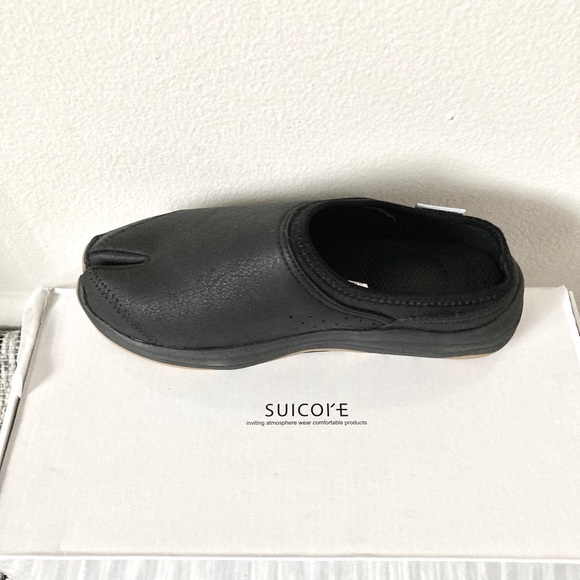 SOLD!!!! Do not buy. SUICOKE TABI SHOES - Picture 3 of 8
